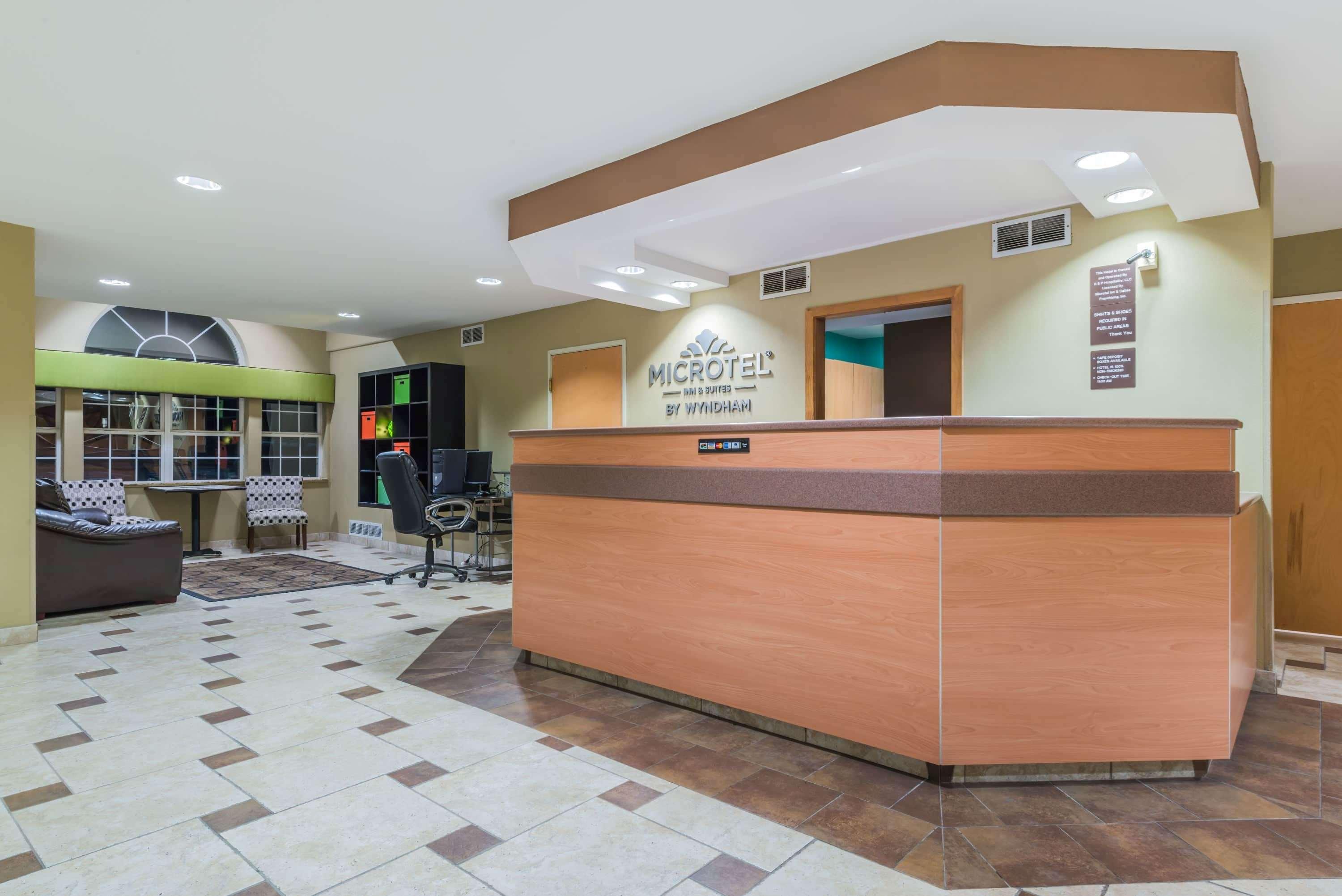 Microtel Inn & Suites By Wyndham West Chester Exterior foto